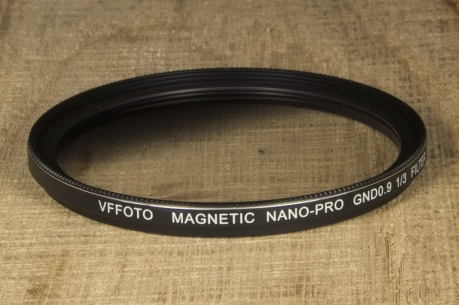 Tento produkt není samostatně funkční celek, ke správnému fungování je třeba použít ještě dodatečný produkt, např. magnetický UV filtr VFFOTO NANO-PRO 58 mm nebo adaptér magnetických filtrů VFFOTO 58 mm magnetický přechodový ND 0,9 1/3 filtr VFFOTO NANO-PRO 58 mm